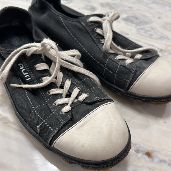 Auri Men’s size us 11 44 Eur Black Canvas Leather Toe Sneakers - Picture 8 of 8